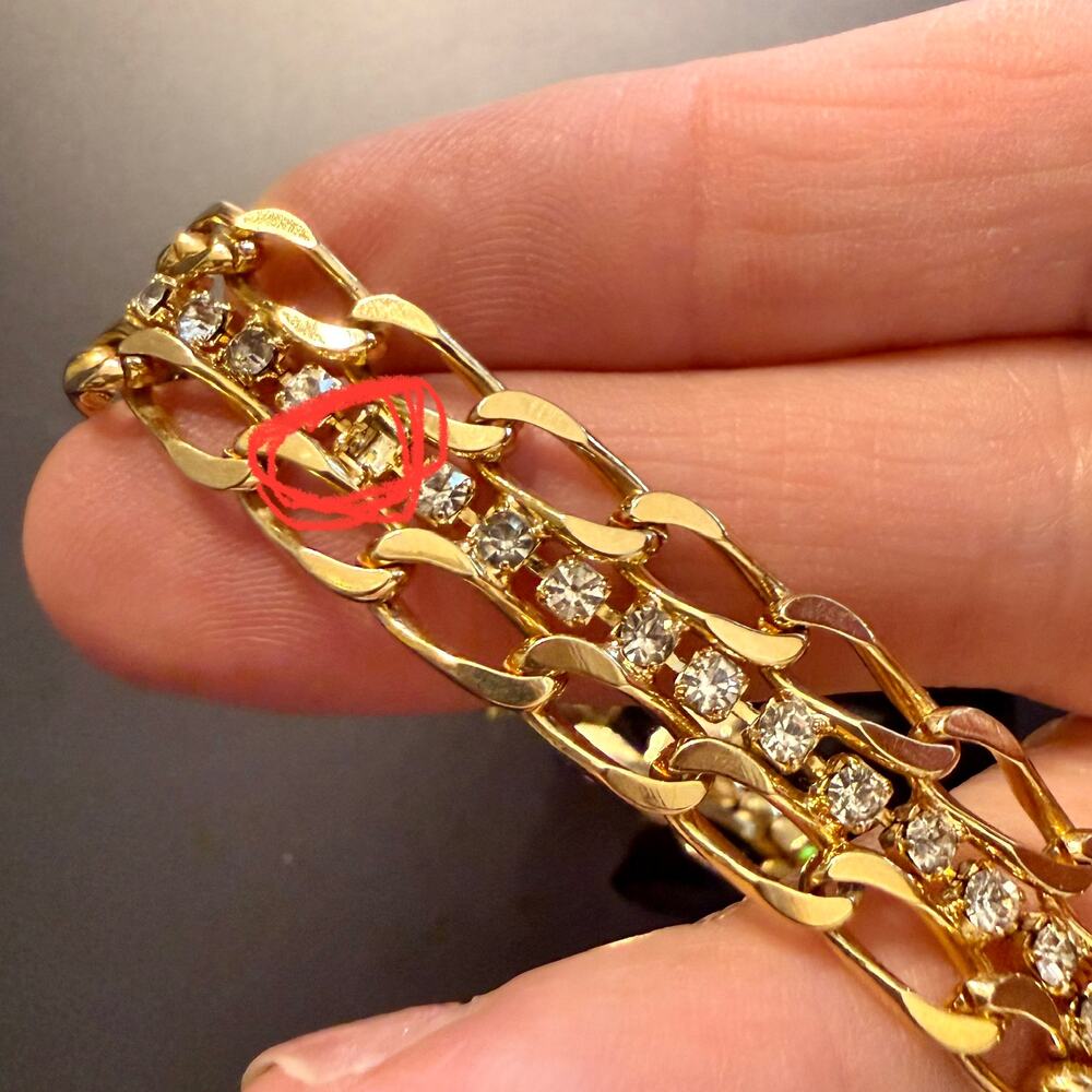 Vintage Gold Tone Chain Rhinestone Bracelet & Earrings - Picture 11 of 11